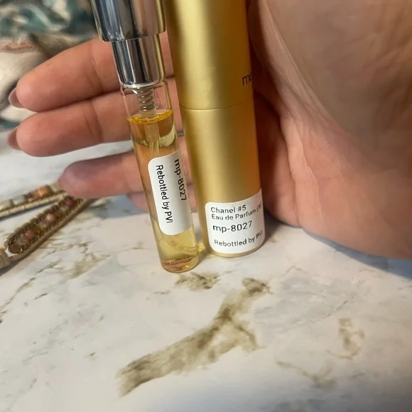 Calabasas Gold Perfume Atomizer Chanel no 5 - Picture 3 of 6